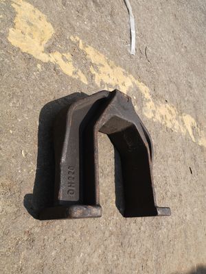 Excavadora DH220 Cuadro en forma de U / base de ensamblaje de resorte de cilindro de tensión,Todos los modelos de excavadoras están disponibles.
