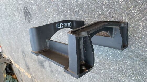 Protector de cadena para excavadora EC300 - Calidad similar al original + Precio directo de fábrica, Acero al manganeso resistente al desgaste, Anti-descarrilamiento, Una opción rentable