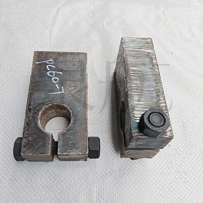 Silla de ruedas de remolque para excavadora Komatsu PC60-7 hecha de acero fundido duradero con posición de agujero de precisión para una instalación fácil y duradera